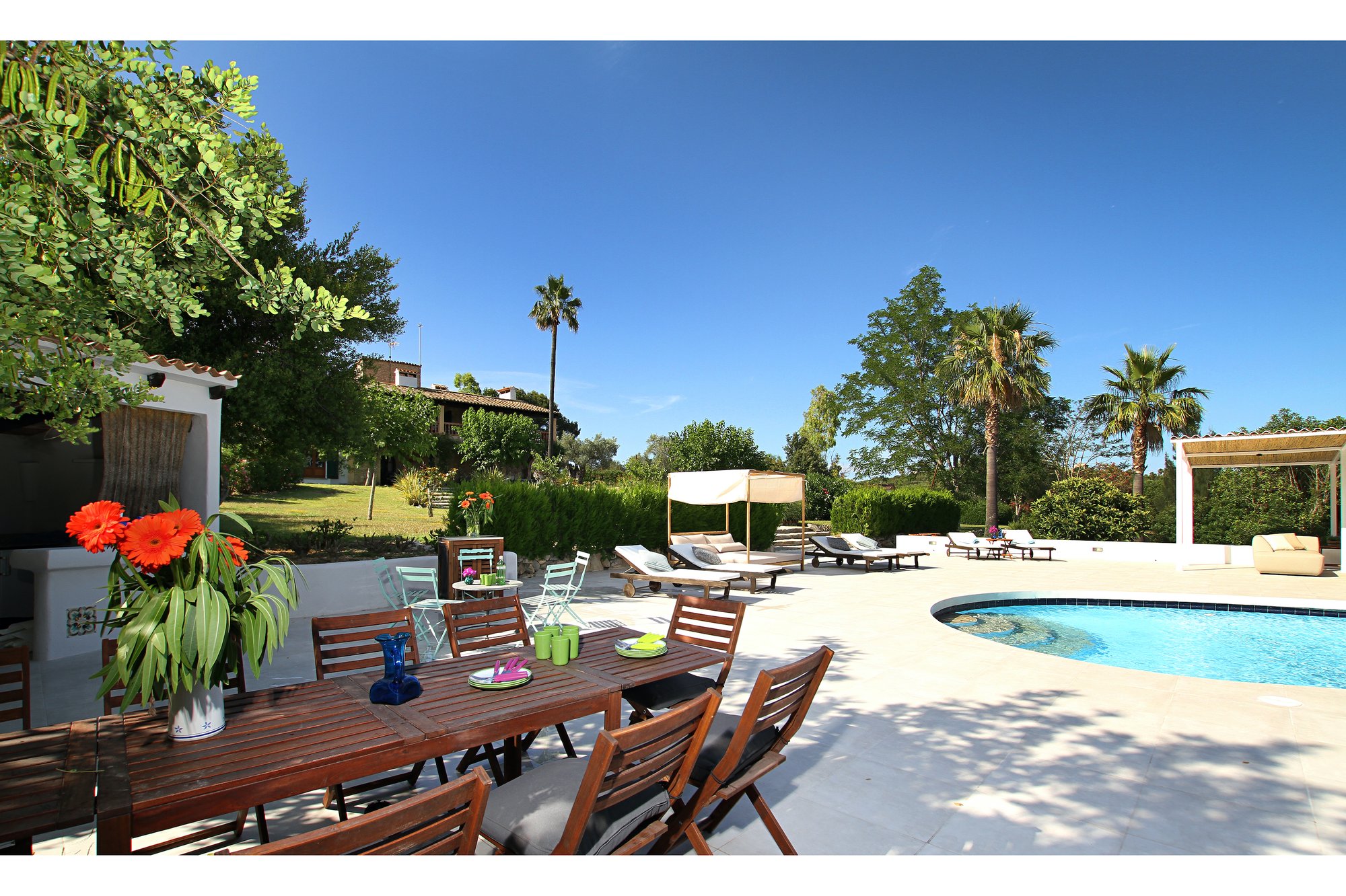 Pool terrace